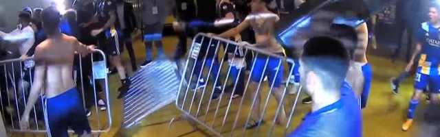 解放者杯赛后上演“械斗” 博卡青年在巴西进局子