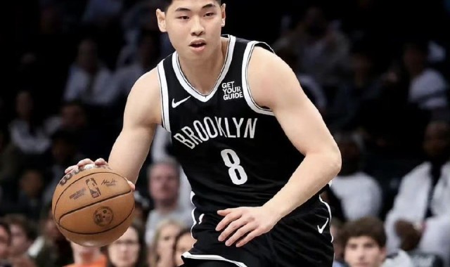 巨大争议！崔永熙盛赞广东队像NBA，曾说张镇麟被辽篮球迷怒喷
