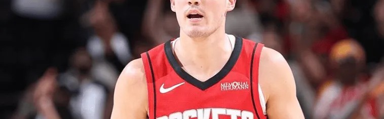 乐鱼网下载-谢泼德谈末节12分：感觉太棒了，我有这表现离不开队友支持