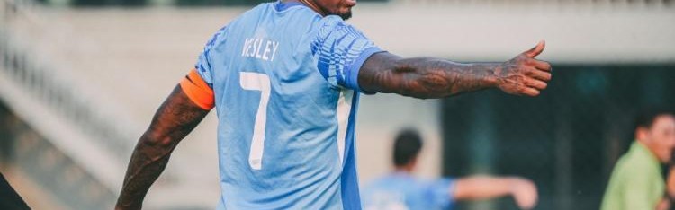 乐鱼体育官网-深圳新鹏城泰国冬训进行首场热身赛，0比1不敌泰超球队泰港！